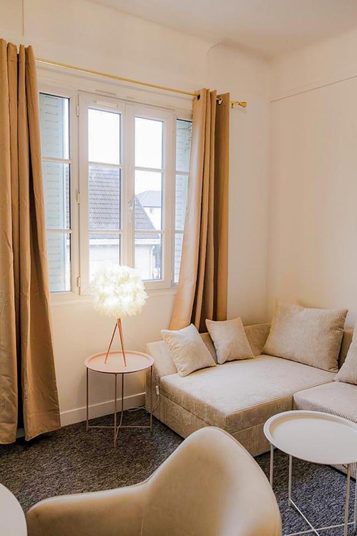 Residence Peace Le Bourget Buitenkant foto